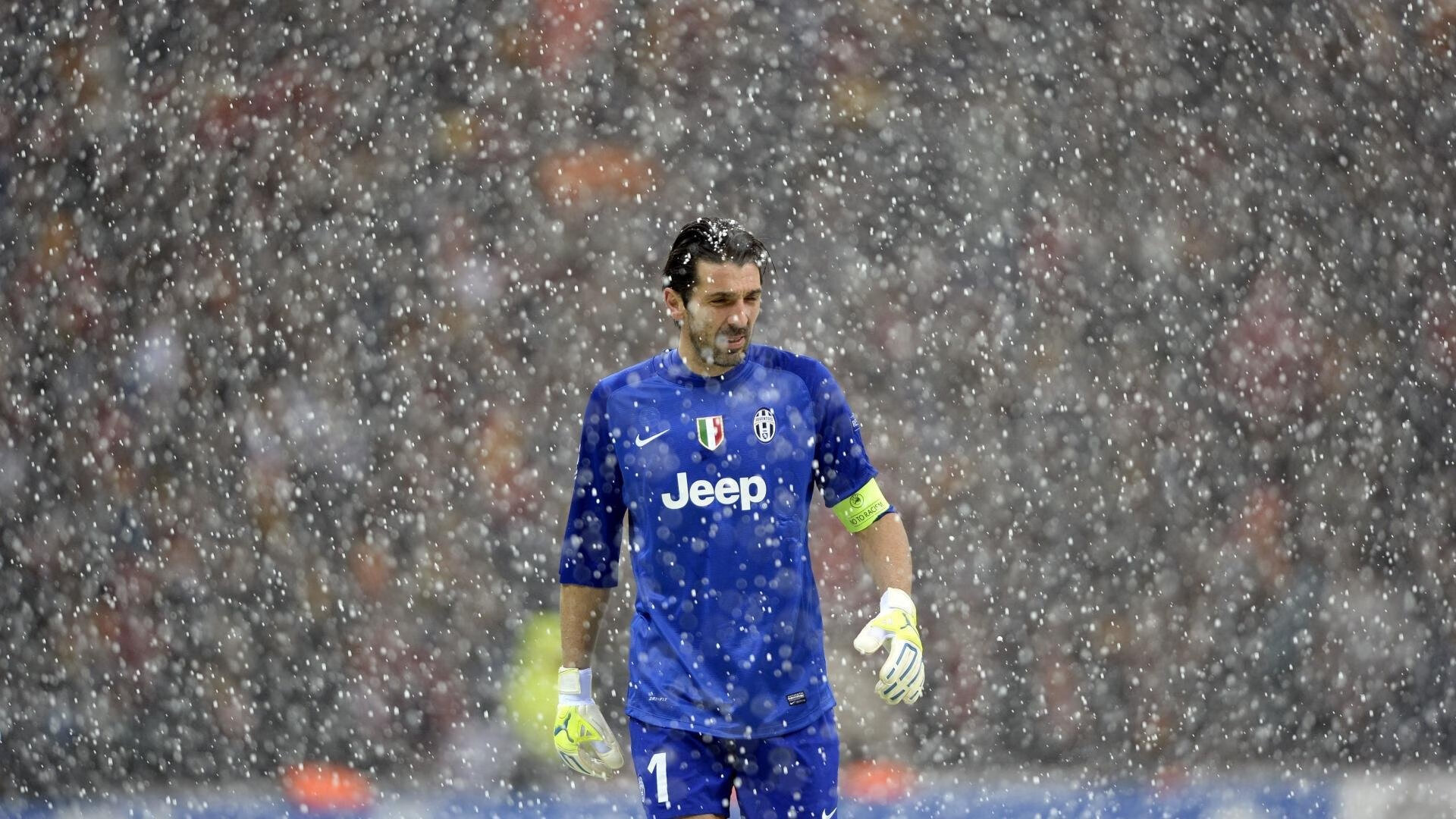 凝聚胜利的“团队力量”，万众一心迎冠军，凝聚团队力量视频